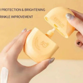کرم ضد آفتاب بیرنگ صورت استیلن SPF 50 مدل ویتامین سی و آربوتین محافظ UVA، UVB و PA، مناسب برای انواع پوست، حجم 50 میلی لیتر